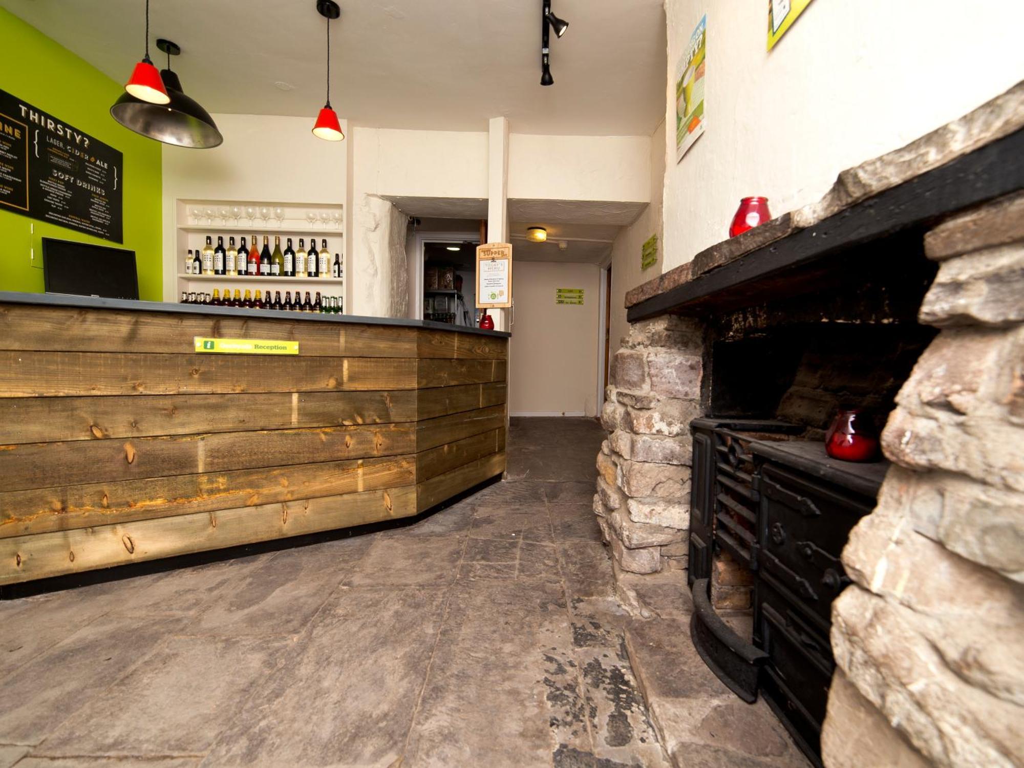 Ostello Yha Brecon Beacons Esterno foto